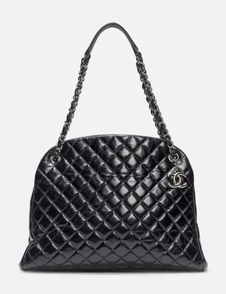 chanel CHANEL QUILTED LEATHER BAG