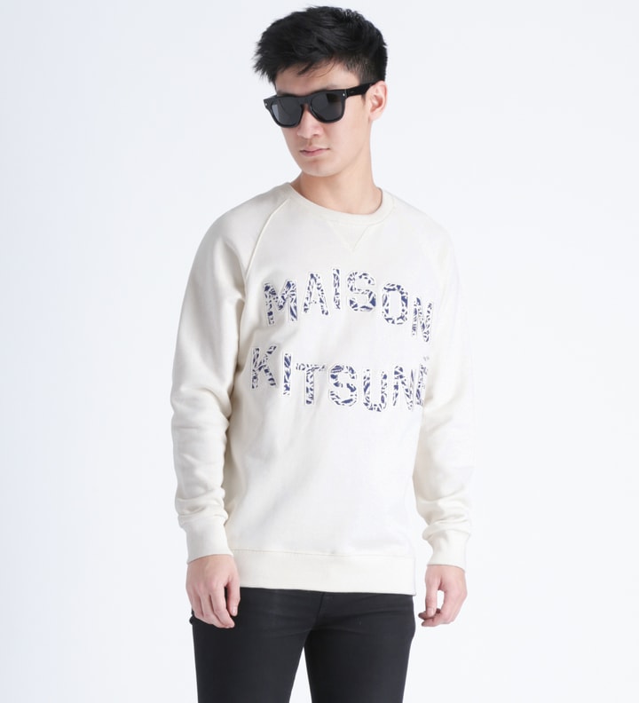 Cream Jungle R-neck Sweater Placeholder Image