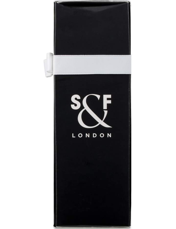 Twin Pack: Shampoo And Body Wash 200 ml Placeholder Image
