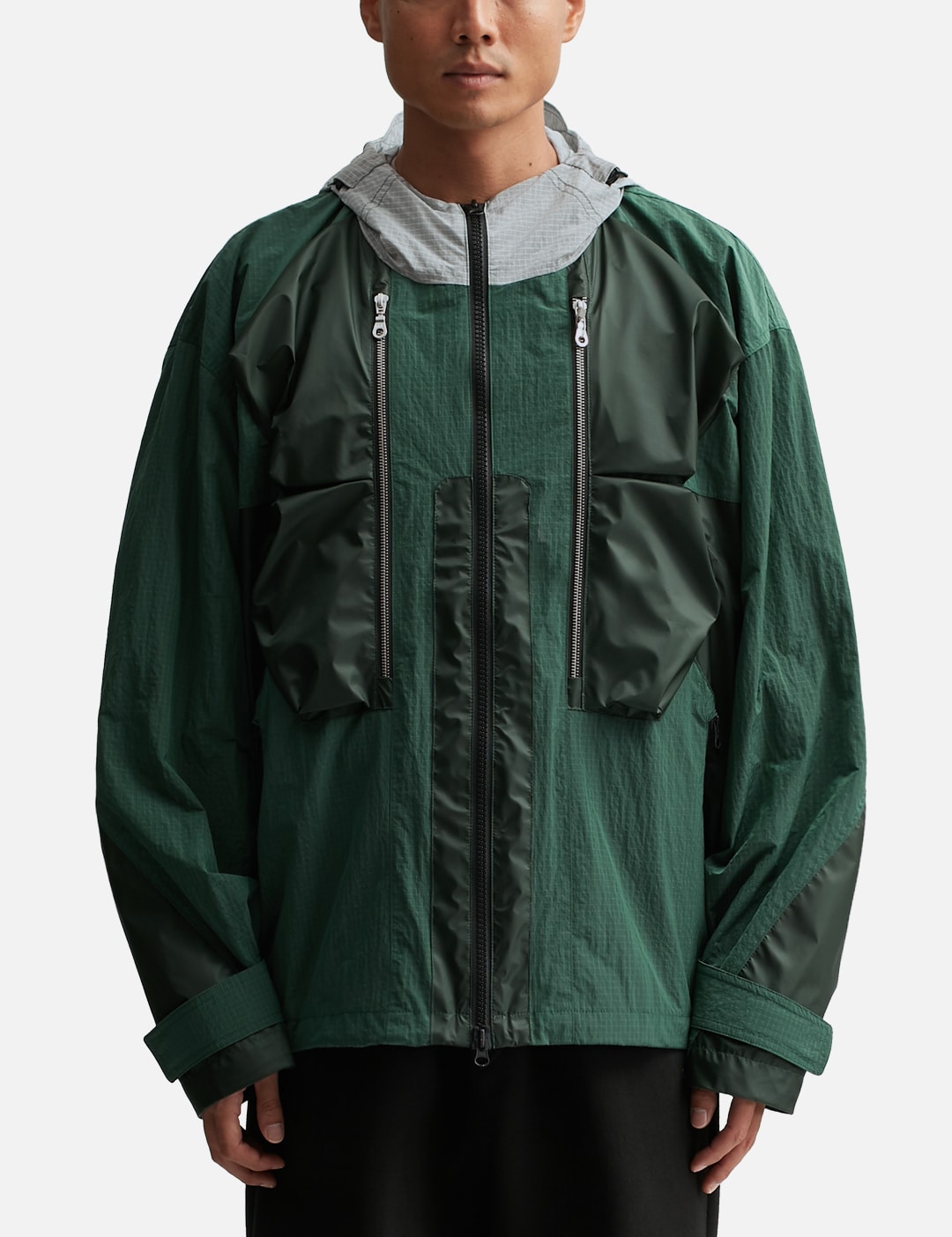 CLESSTE - ACTIVE CITY PULLOVER JACKET | HBX - HYPEBEAST 為您搜羅 