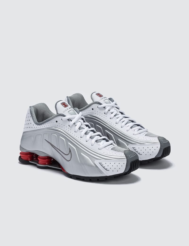 nike shox r4 white metallic silver & red