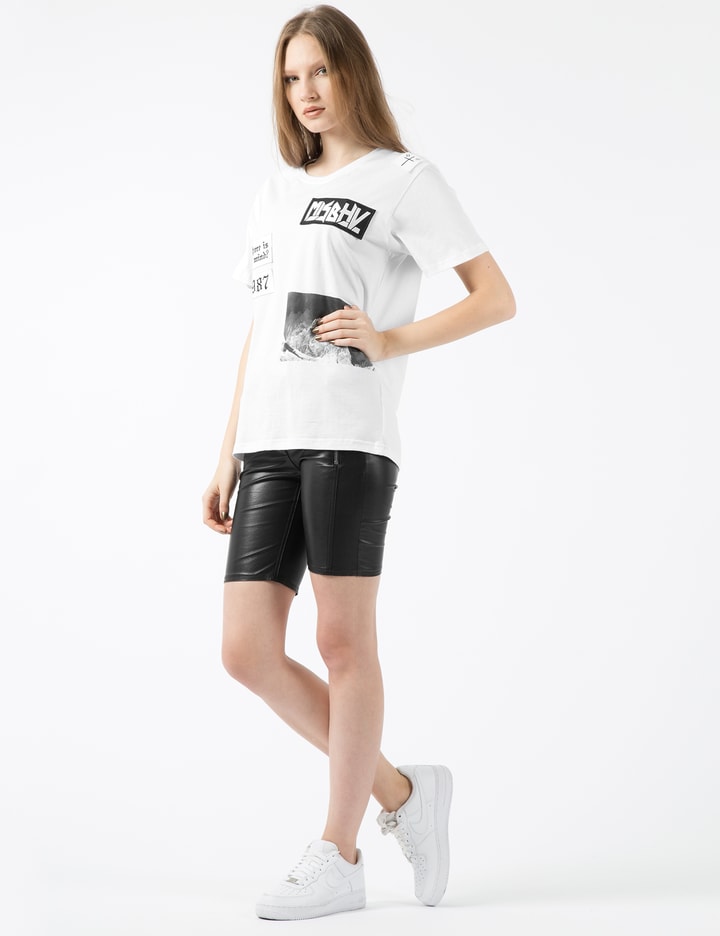 White 1995 T-Shirt Placeholder Image