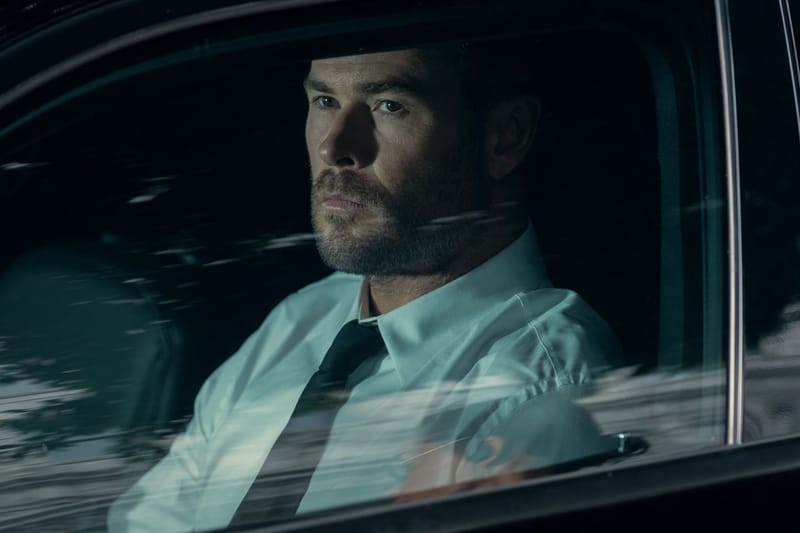 Chris Hemsworth และ Halle Berry เปิดศึกโจรกรรมดวลเดือดกับ Mark Ruffalo ในตัวอย่างหนังใหม่ 'Crime 101'