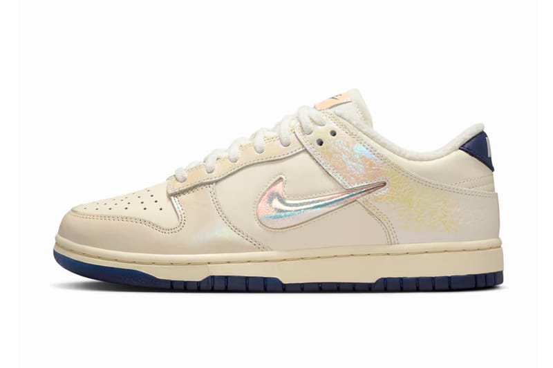 Nike เพิ่มดีเทลเหลือบรุ้งให้ Dunk Low Jewel “Soft Pearl”