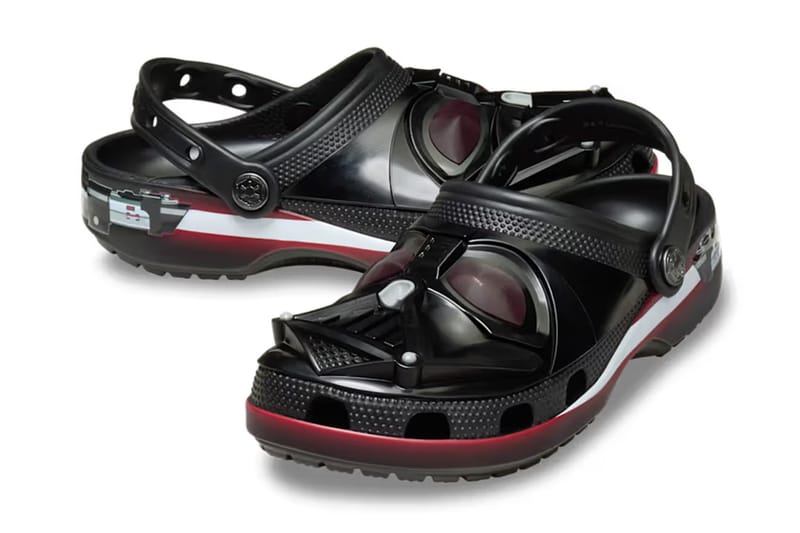 Crocs รุ่น Darth Vader ชวนเข้าสู่ด้านมืดแห่ง Star Wars
