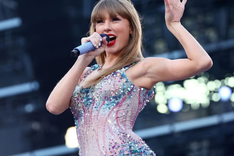 Taylor Swift ส่ง ‘The Life of a Showgirl’ เปิดตัวอันดับ 1 บน Billboard 200 ทุบสถิติถล่มทลาย