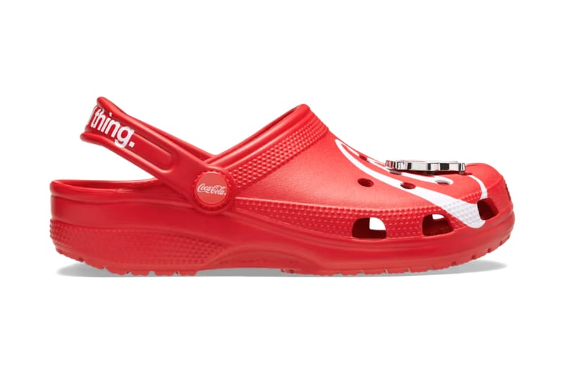 Coca-Cola x Crocs คลอกรุ่นคลาสสิกดีไซน์ซ่า คอลแลบสุดสดชื่นที่สายสนีกเกอร์ต้องมี