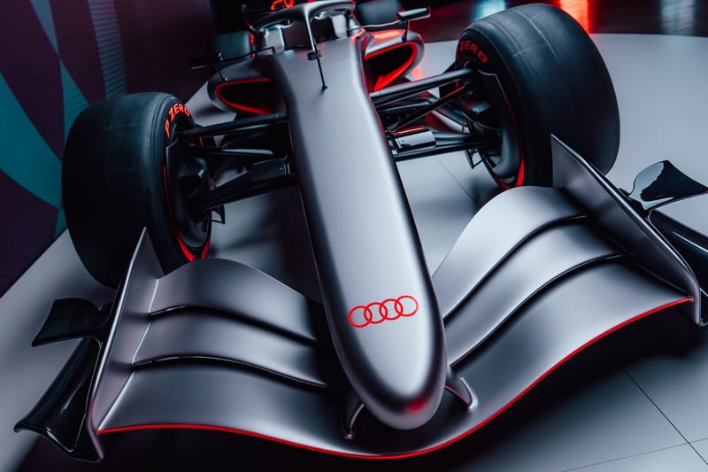 พาชมใกล้ ๆ รถแข่ง Audi Revolut F1 Team คันแรก