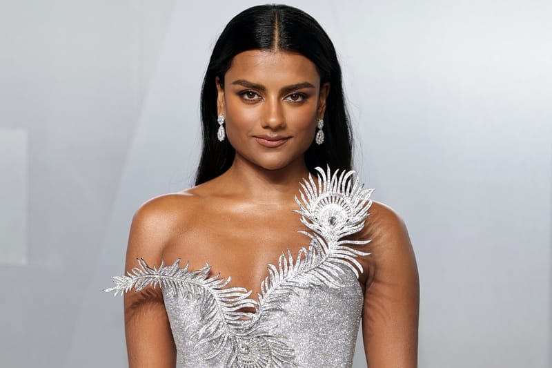 อัปเดตครบ! เส้นทางสายดนตรีใหม่ของ Simone Ashley ตอนนี้เรารู้อะไรบ้าง