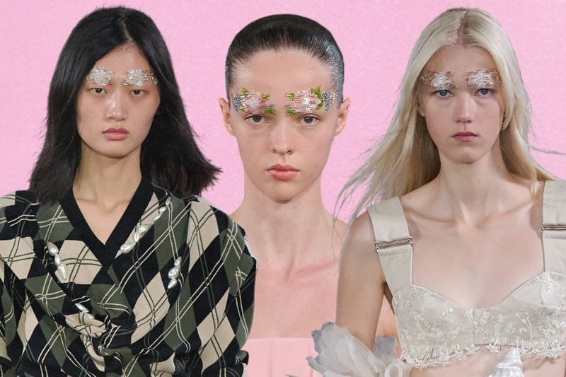 Simone Rocha เปลี่ยนคิ้วให้ผลิบานด้วยดอกไม้ประดับลูกปัด