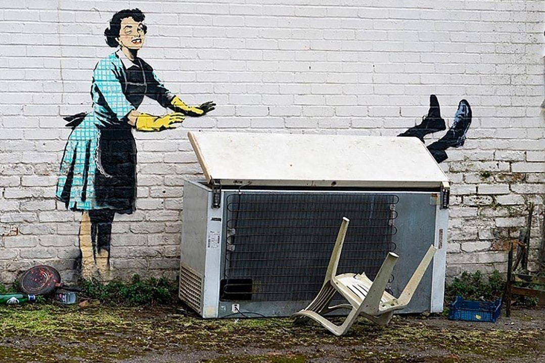 Banksy Valentine’s Day mascara Domestic Violence UK Art Work Streetart Margate Kent 
