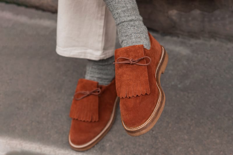 Percival and Jacques Solovière Step Into 2023 With the Ray Crepe Sole Derby