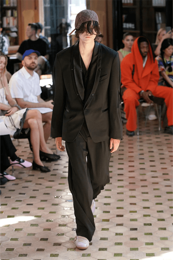 Kiko Kostadinov Spring Summer 2024 Paris Fashion Week runway show menswear London uk designer Asics