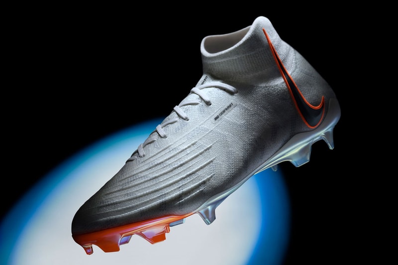 Nike Ghost Face Football Cleats