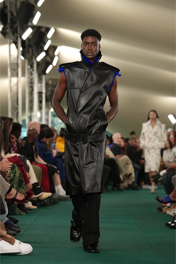 Burberry Spring Summer 2024 London Fashion Week menswear womenswear runway Daniel Lee