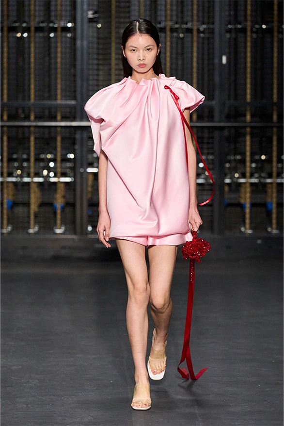 Simone Rocha Spring Summer 2024 London Fashion Week menswear womenswear runway
