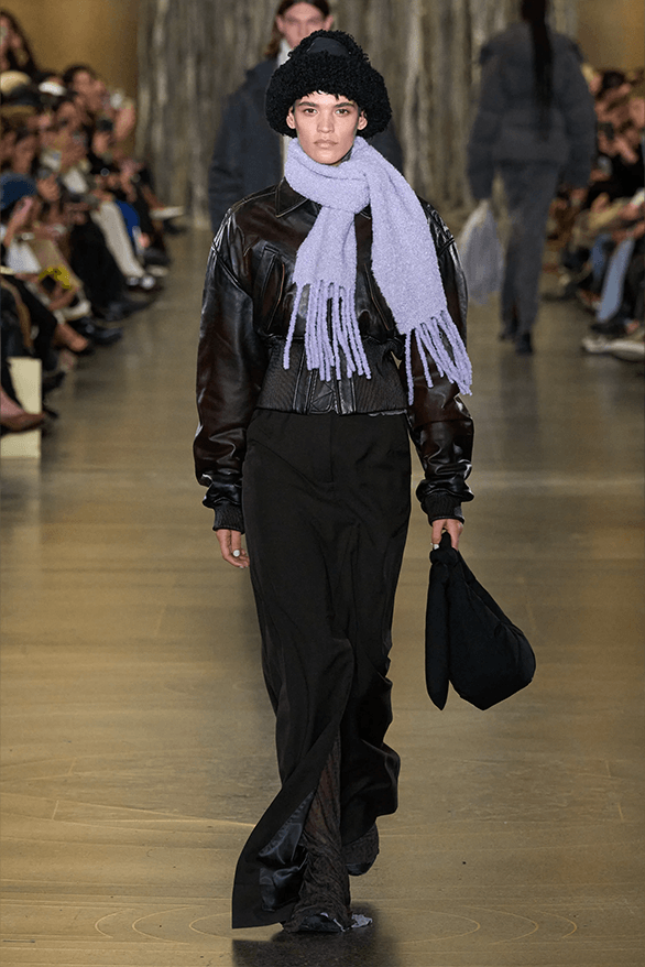 Holzweiler Fall Winter 2024 London Fashion Week menswear womenswear Oslo runway show