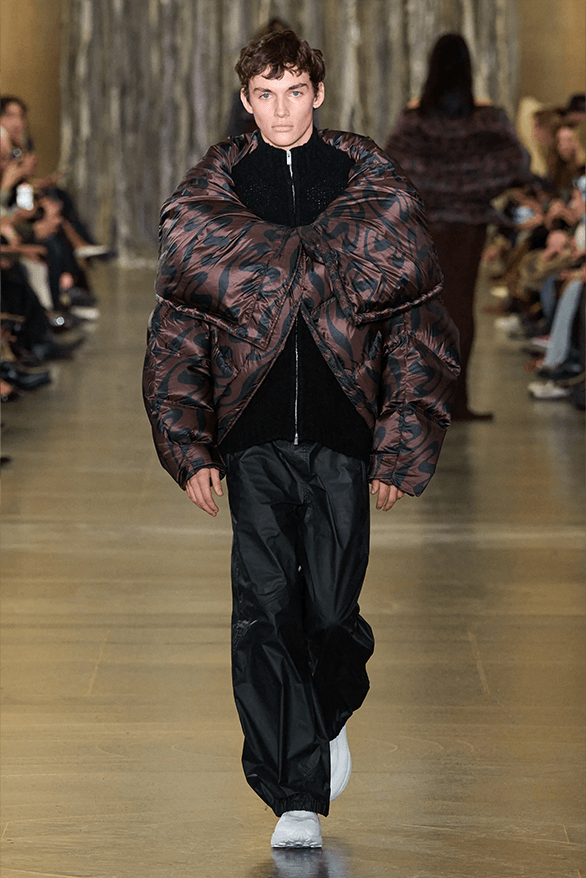 Holzweiler Fall Winter 2024 London Fashion Week menswear womenswear Oslo runway show