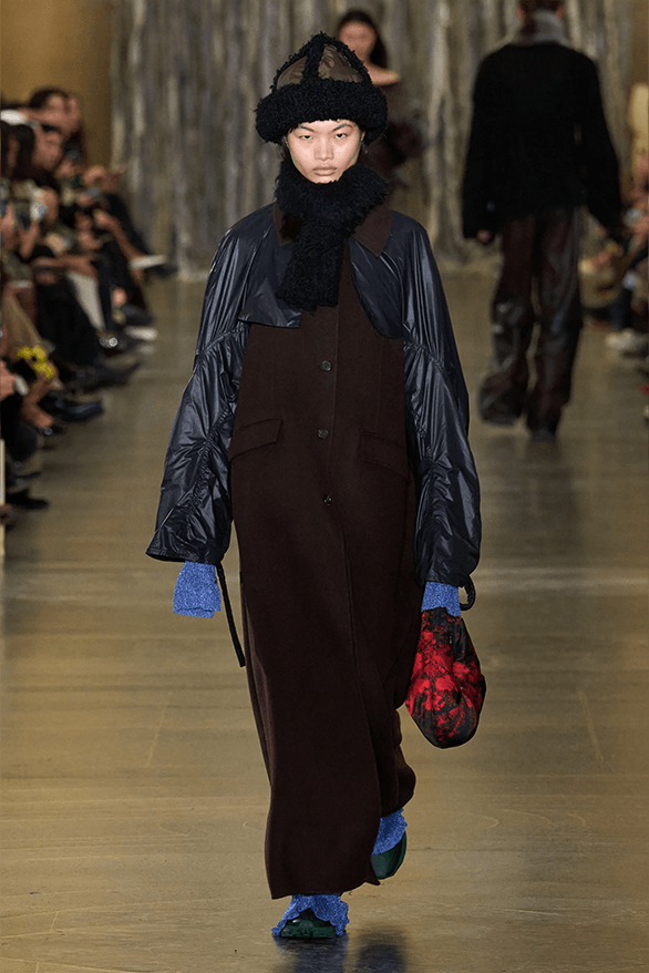 Holzweiler Fall Winter 2024 London Fashion Week menswear womenswear Oslo runway show