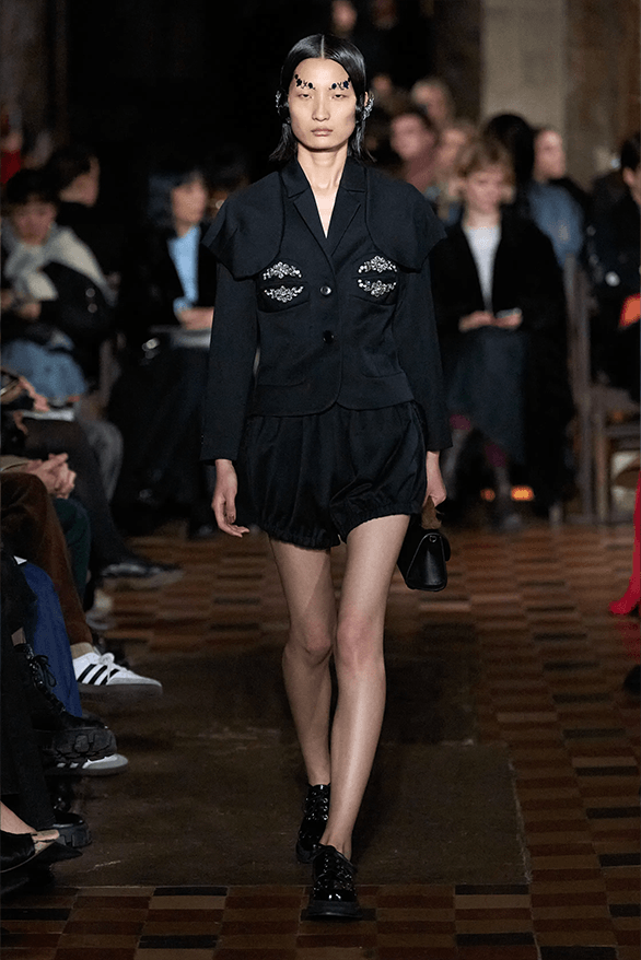 Simone Rocha Fall Winter 2024 London Fashion Week menswear womenswear crocs collaboration runway show