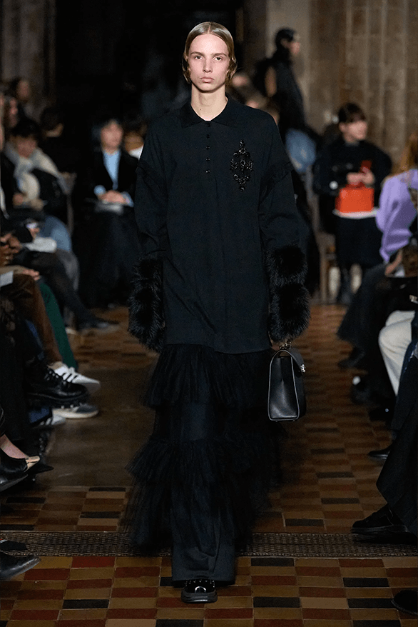 Simone Rocha Fall Winter 2024 London Fashion Week menswear womenswear crocs collaboration runway show