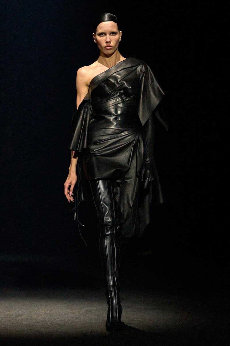 Mugler Fall/Winter 2024 Collection Paris Fashion Week FW24 Runway Images Casey Cadwallader