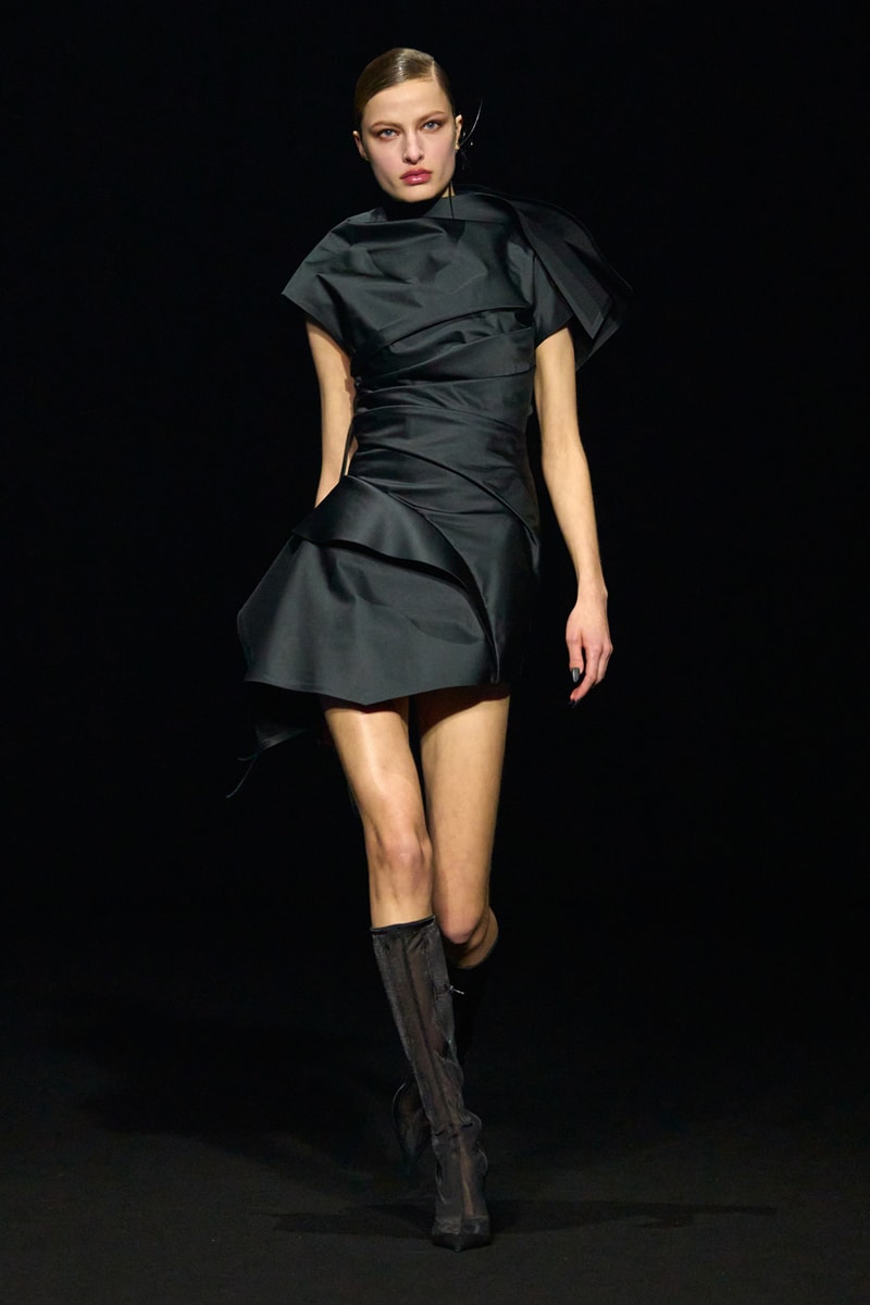 Mugler Fall/Winter 2024 Collection Paris Fashion Week FW24 Runway Images Casey Cadwallader