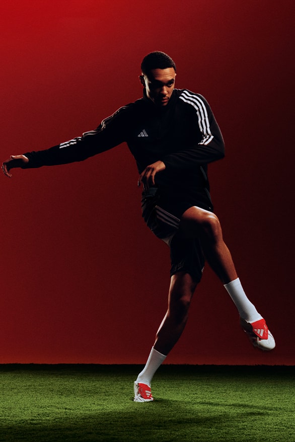 Trent-Alexander Arnold adidas Predator 24 Pure Strike Boot football soccer collaboration Liverpool team