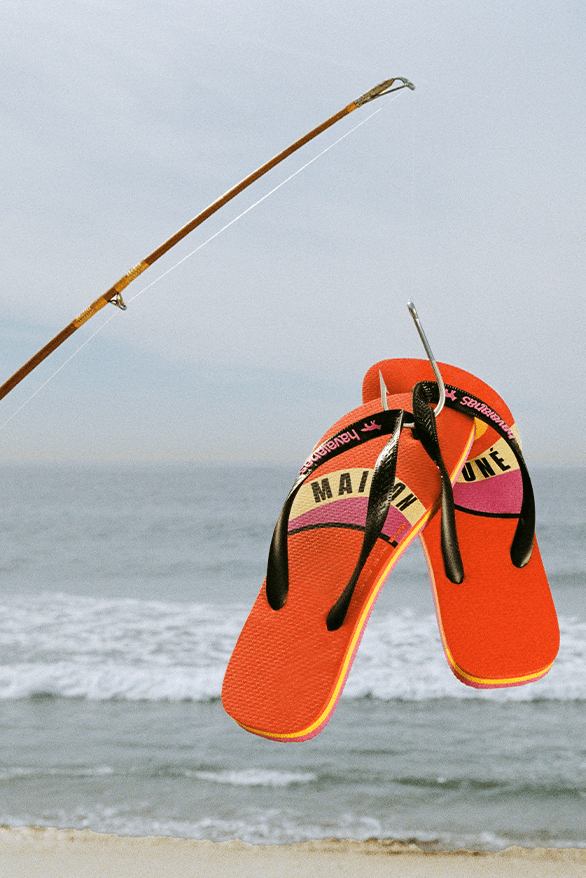 Maison Kitsuné Havaianas Collaboration sandal footwear shoes summer flipflops