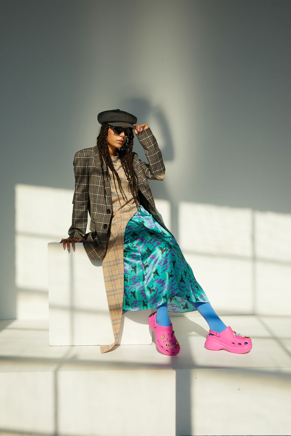 10 Fashion Forward Ways to Make a Statement Wearing Crocs 10 Fashion Forward Ways to Make a Statement Wearing Crocs