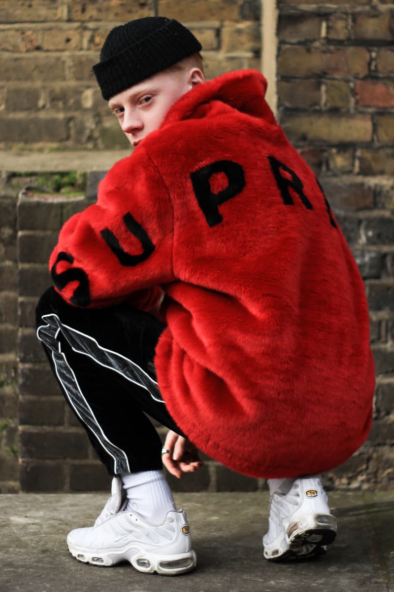 Supreme 2017 Spring Summer London Release Street Style HYPEBEAST Supreme 2017 Spring Summer London Release Street Style HYPEBEAST