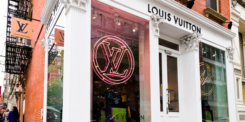 Louis Vuitton Store Greene Street Soho New York City Stock Photo - Alamy