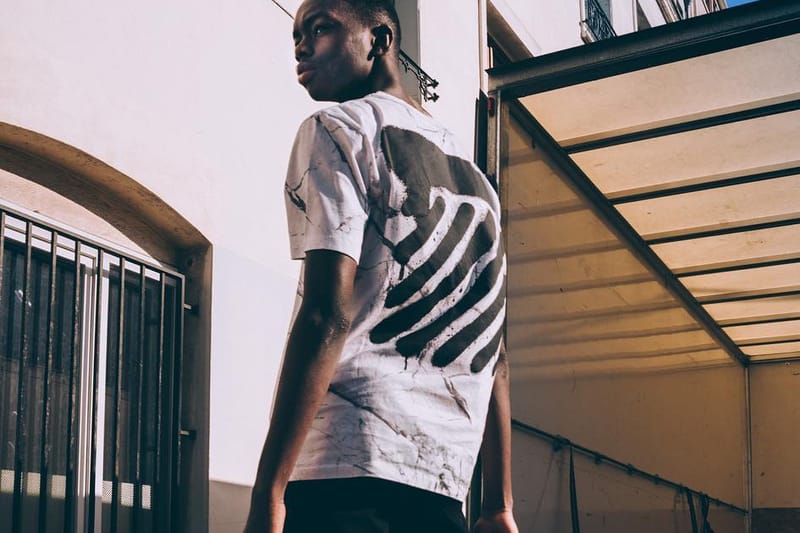 vapormax white metallic gold