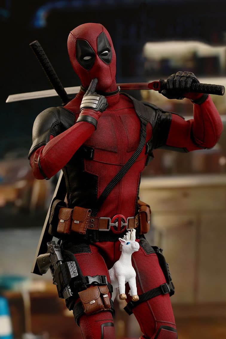 Hot Toys Deadpool 1/6th Collectible Figure HYPEBEAST Hot Toys Deadpool 1/6th Collectible Figure HYPEBEAST