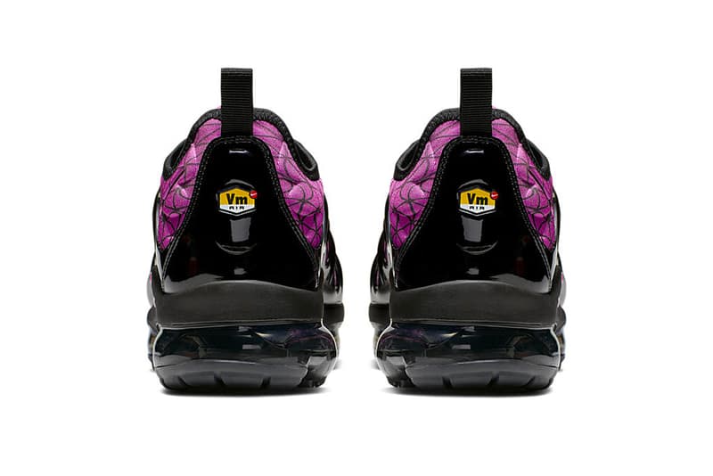 air vapormax plus geometric black white