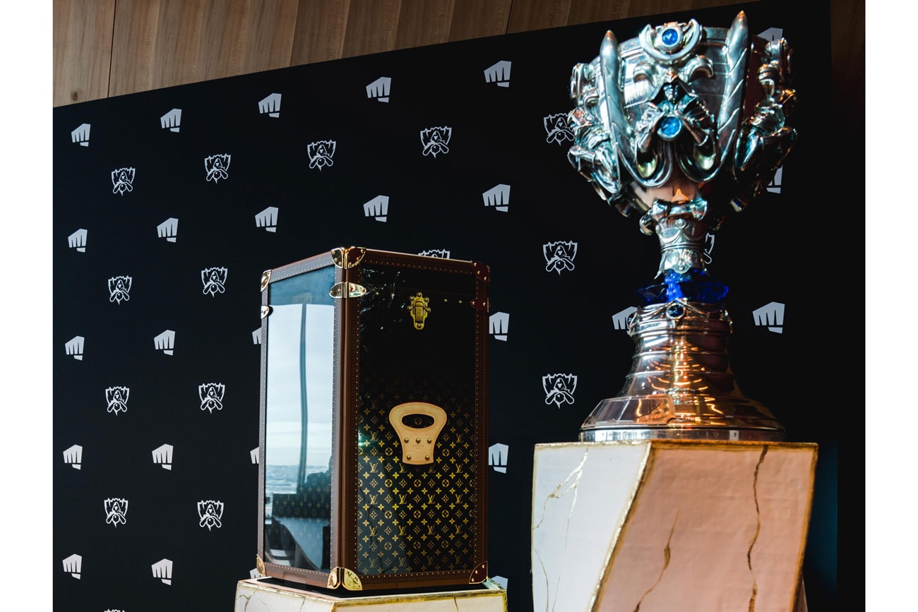 Louis Vuitton League of Legends Trophy Trunk Case | HYPEBEAST