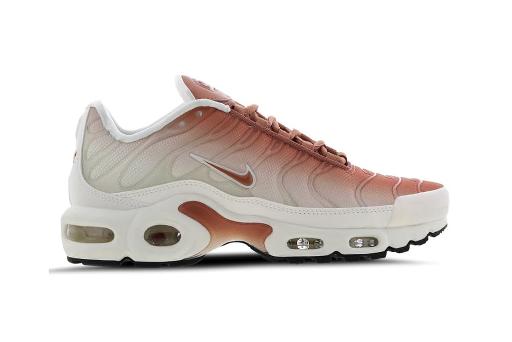 nike air max plus white orange