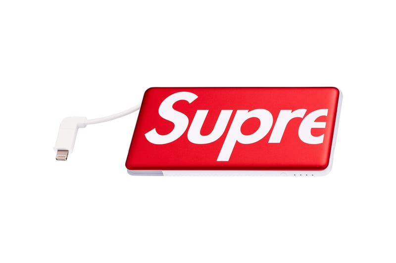 Editor's Pick Supreme x mophie Powerstation Plus Mini | Hypebae