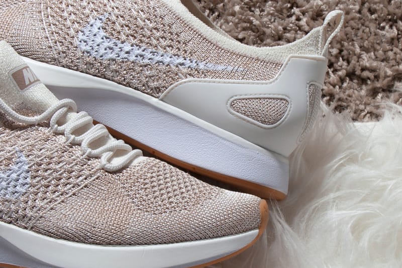 ☆8417M☆ フープイヤリング ベージュ×オーロラ 2連 Nike Air Zoom Mariah Flyknit Racer 