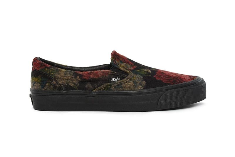 Vans moody floral slip hot sale on