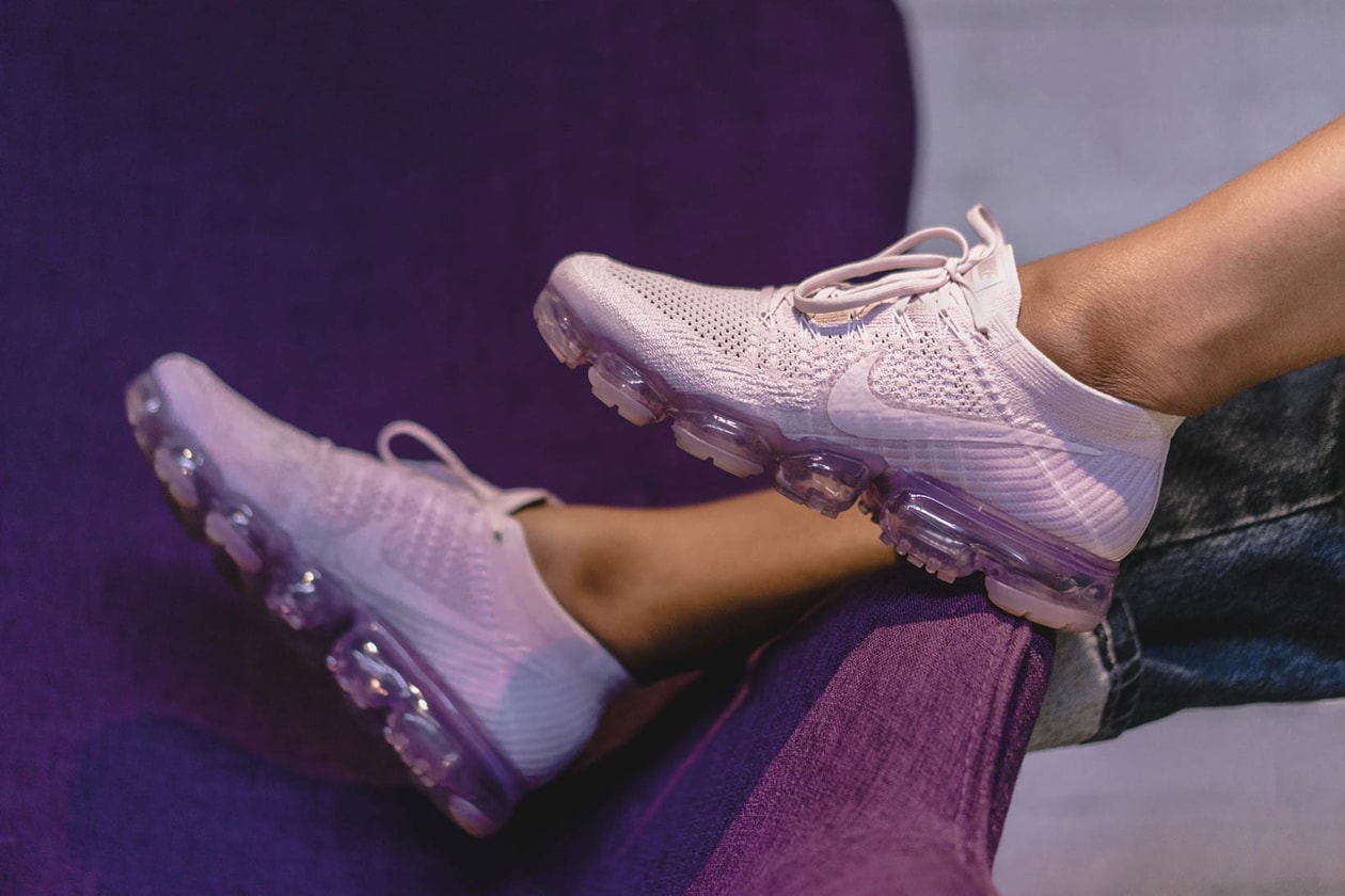vapormax arctic pink