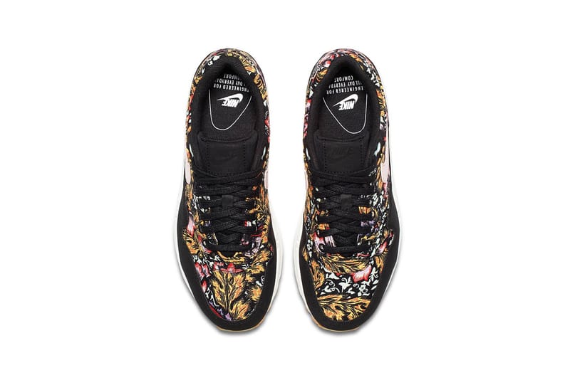 スニーカー NIKE AIR MAX 1 Floral Nike Releases an Air Max 1 in Floral Print | Hypebae