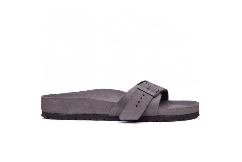 BIRKENSTOCK Rick Owens グレー サンダル　42 Rick Owens x Birkenstock Collaboration Pre-Order | Hypebae