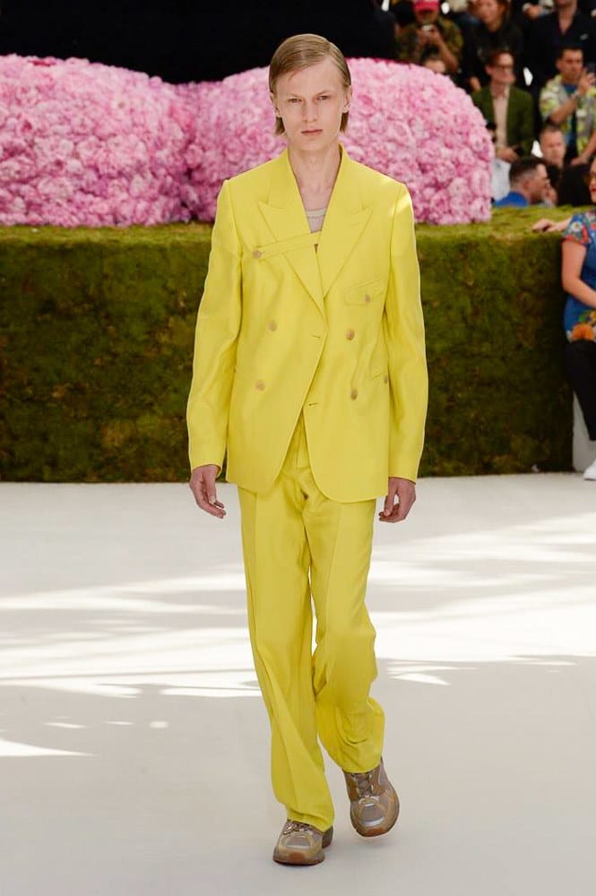 Kim Jones Debuts Dior Homme SS19 Runway Show | Hypebae