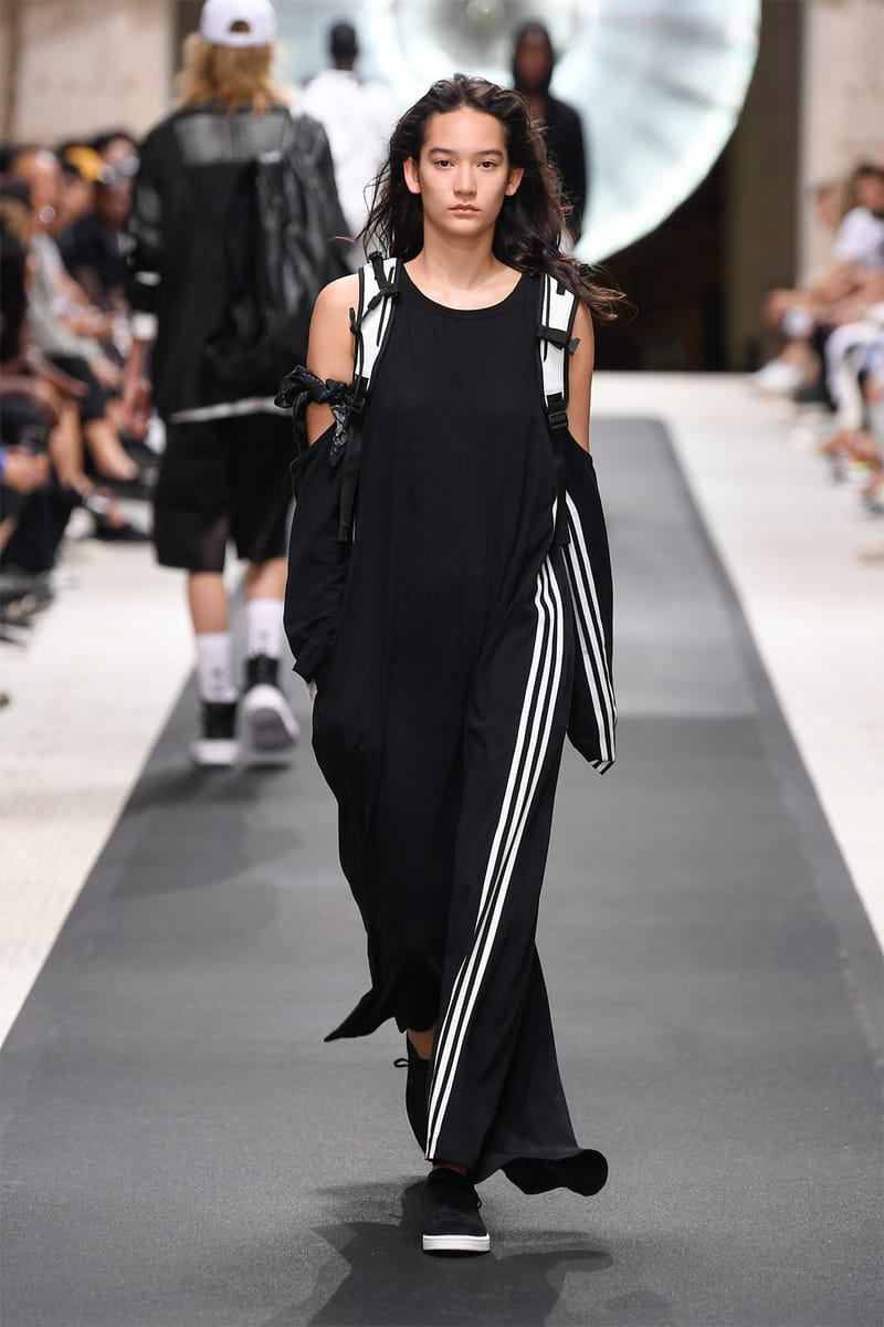 【試着程度】19-20AW look36 ギャバデザインパンツ yohjiY-3 The Best Looks from Y-3's SS19 Collection | Hypebae