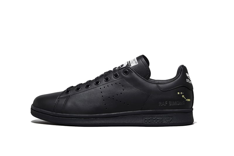 Raf Simons x adidas FW 18 Stan Smith Ozweego | Hypebae