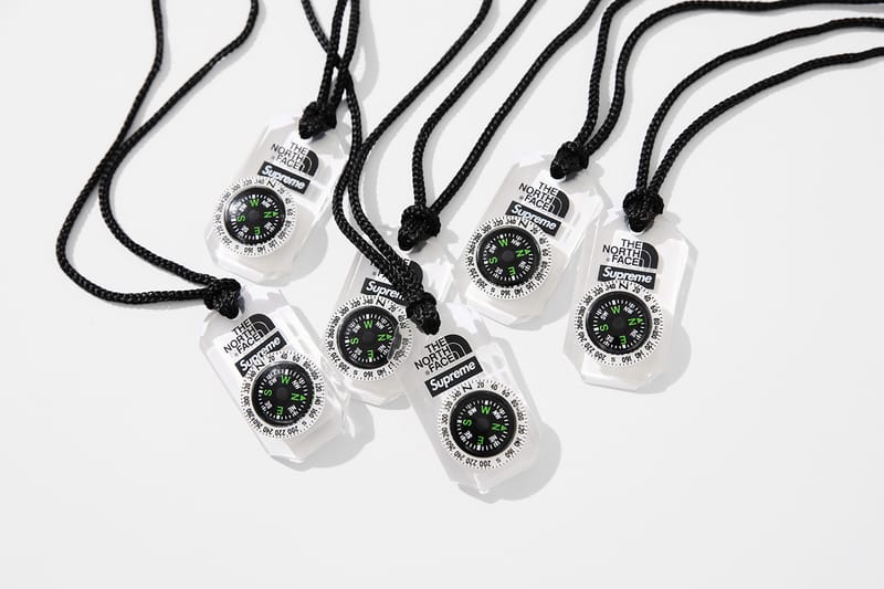 希少 THE NORTH FACE x Supreme オーバーオール Supreme x The North Face Metallic Spring 2018 | Hypebeast