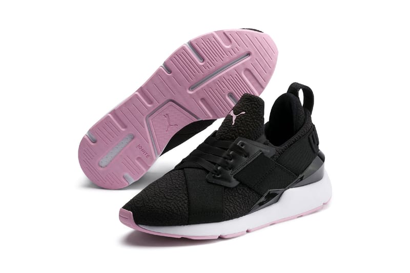 Puma muse black and 2024 pink