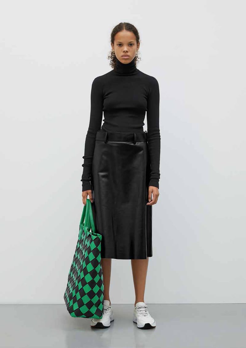 *Taaaaaさん専用* 2020限定色 bottegaveneta バッグ ボッテガ・ヴェネタから日本限定カラーのバッグが発売！ | GQ JAPAN