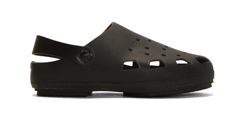 Hender Scheme Luxe Leather Black Crocs | Hypebae